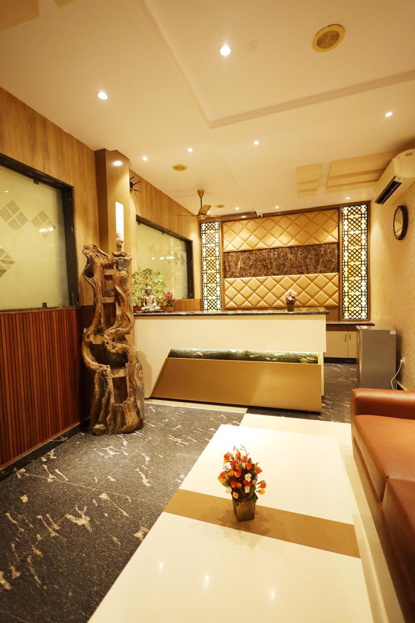 Hotel Bhagyaraj Palace A Luxury Hotel Keshavpuram Kanpur Exterior photo