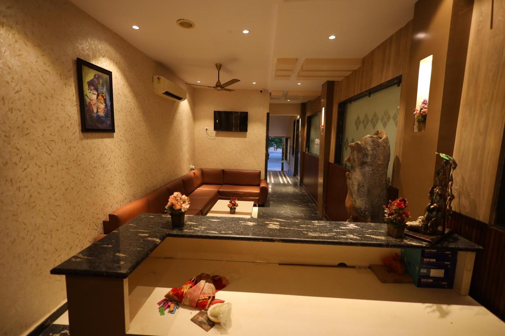 Hotel Bhagyaraj Palace A Luxury Hotel Keshavpuram Kanpur Exterior photo